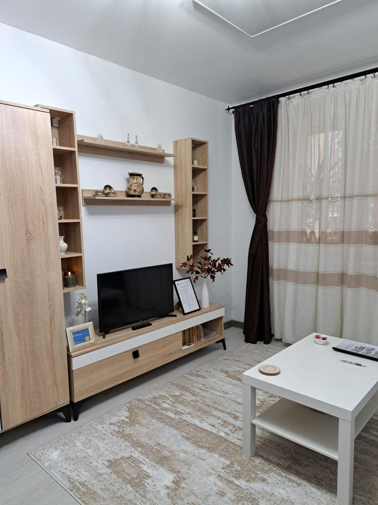 Mia Apartments Craiova Kültér fotó